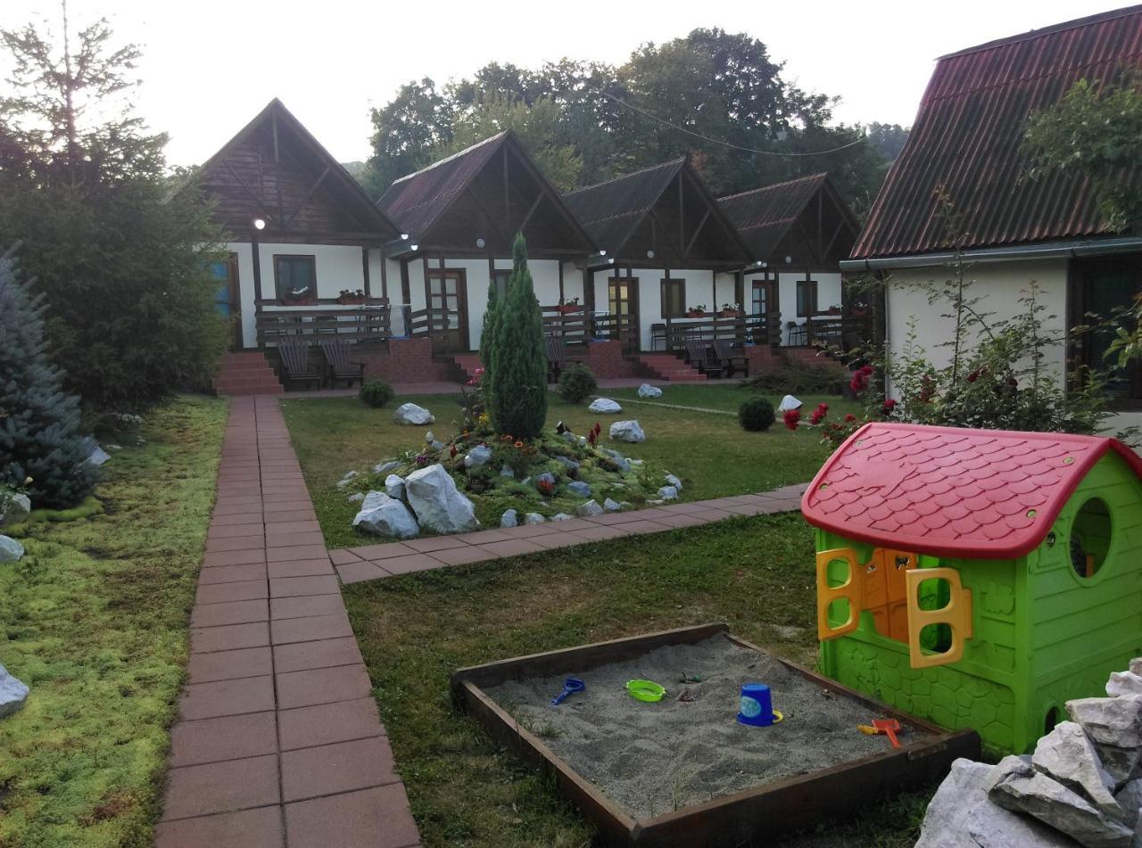 Vila Paula & Spa Sovata Exteriör bild